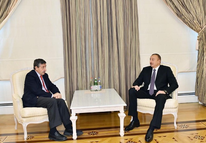 Ilham Aliyev meets heads of Int`l, European canoe federations